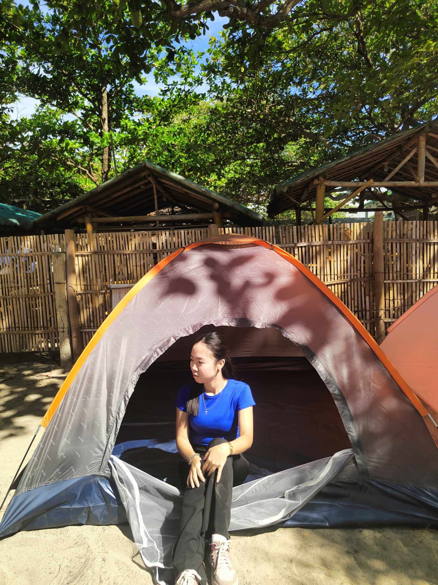 Medium Tent 1